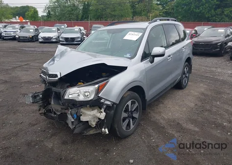 2018 Subaru Forester 2.5I Premium из США, поврежденный, VIN JF2SJAEC4JH432609